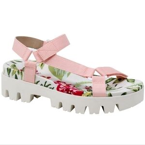 NEW! CHARLES DAVID Pink Zambo Floral Lug Sole Sandals 8.